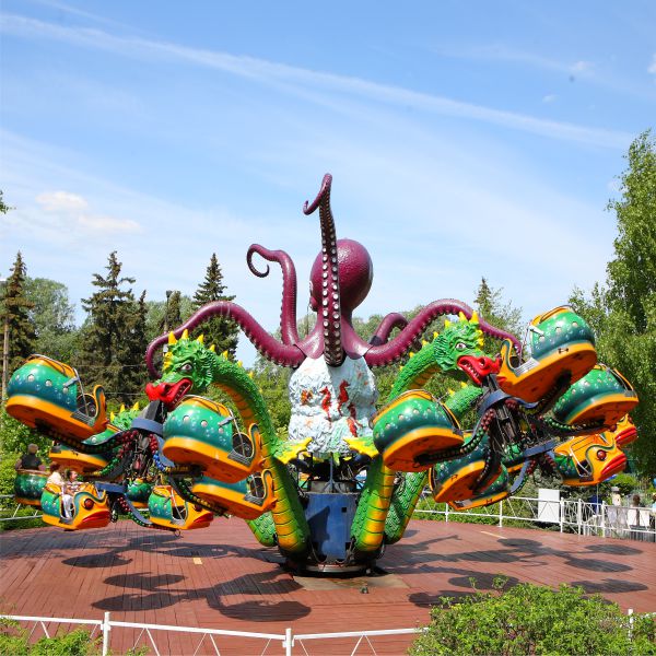 parc d'attractions Moscou Carousel