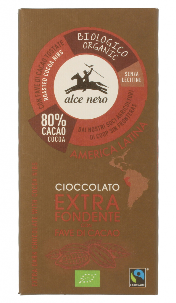 Alce Nero amer avec des fèves de cacao broyées