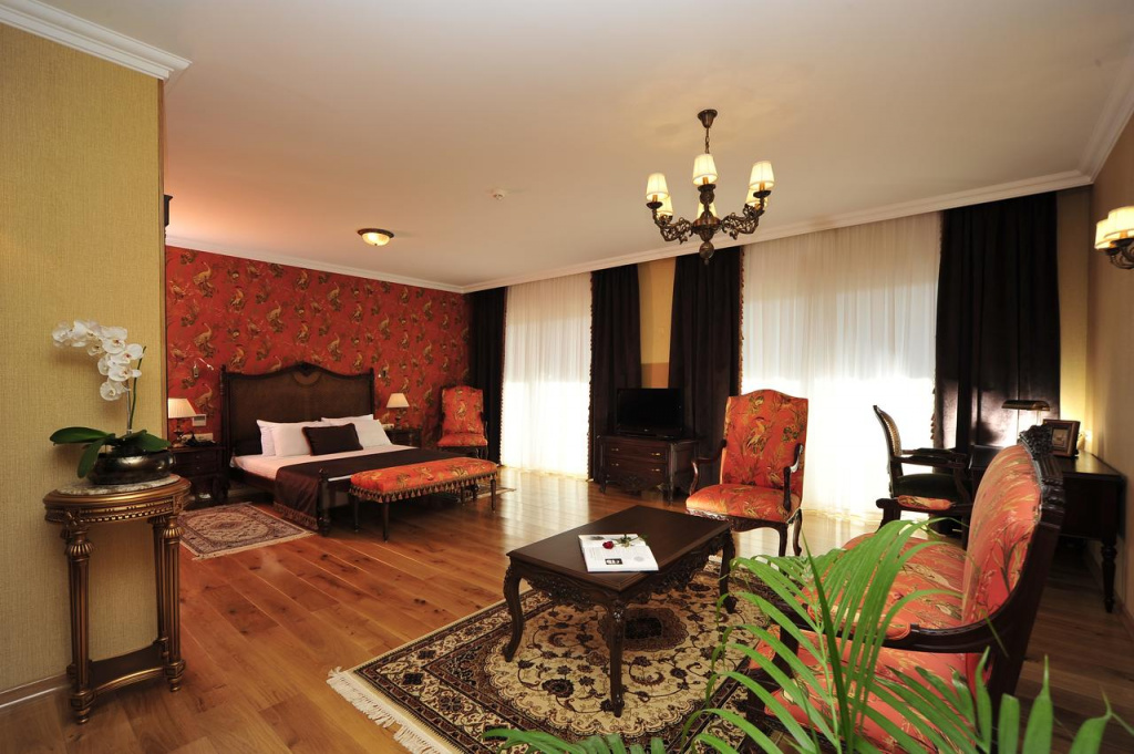 Villa Augusto Boutique Hotel