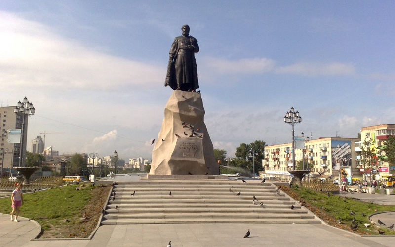 MONUMENT YEROFEYU KHABAROV