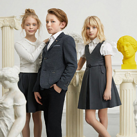 13 meilleurs fabricants d'uniformes scolaires